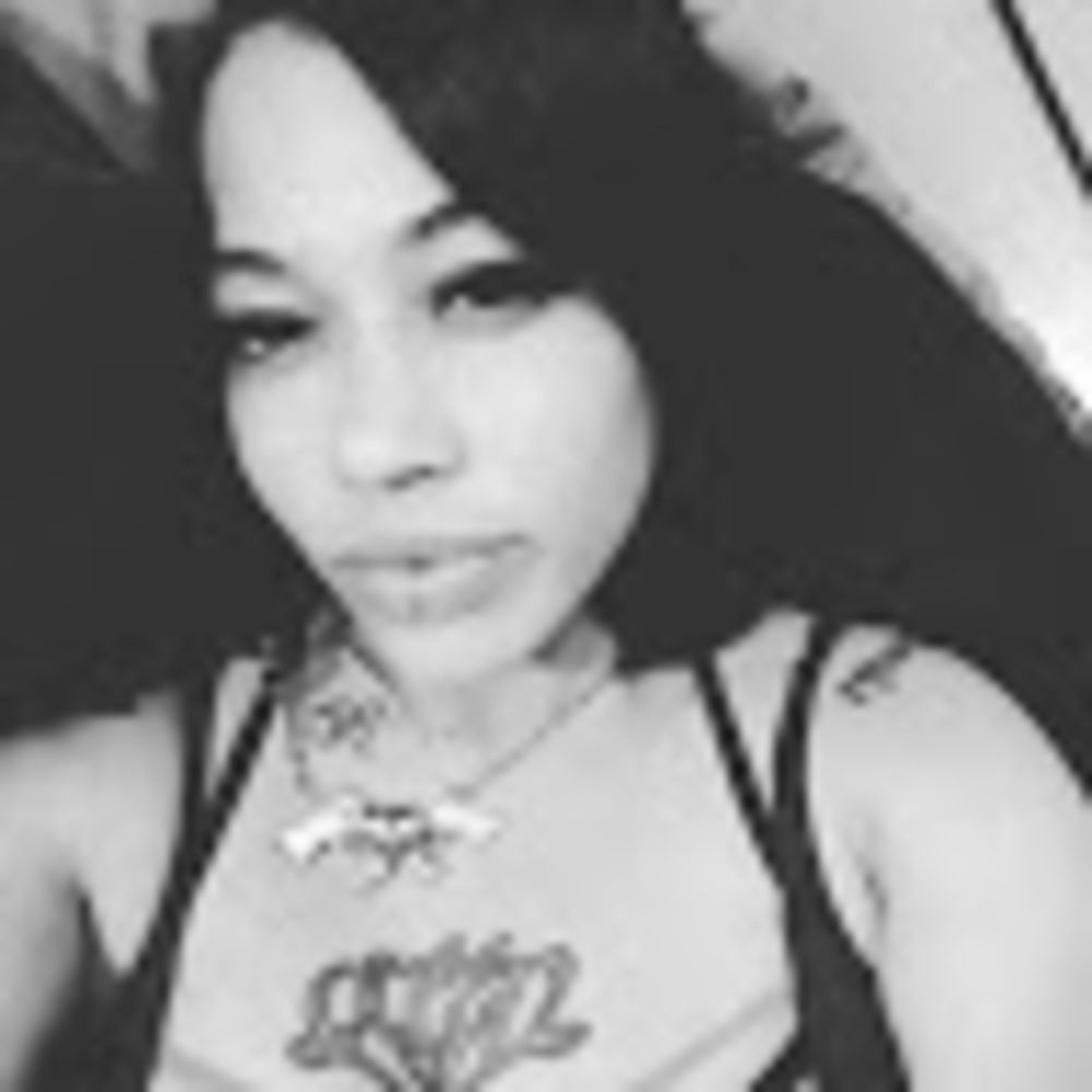 Meet your Posher, Queen